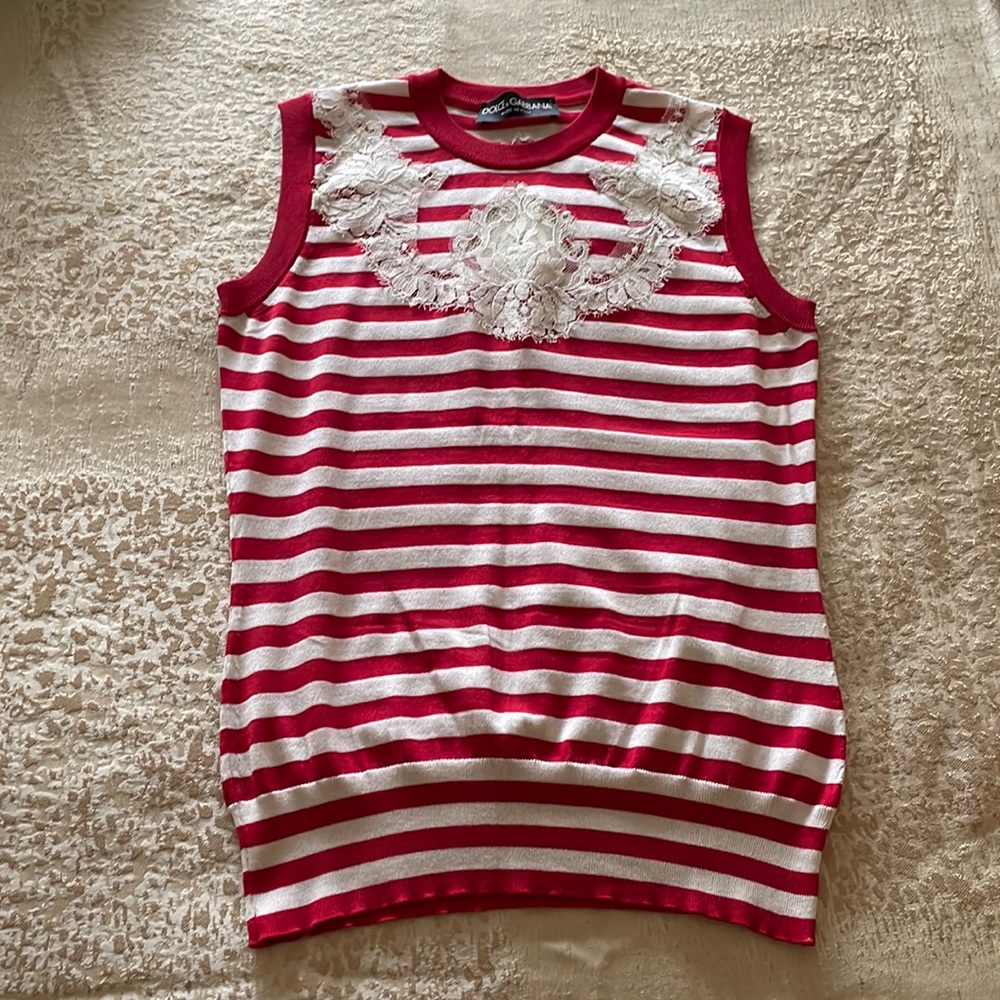 AUTH PREOWNED WOMENS DOLCE & GABBANA SILK TOP WITH LACE, SIZE 36